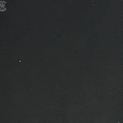 Czarny: grubość skóry 4-4,5 mm